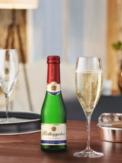 Rotkäppchen Sekt Halbtrocken -Getränke Verkauf 4504070535 4400066903547 03.jpg